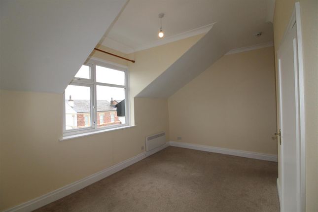 Flat 5 Lindale Court, 21, Welbeck Road, Birkdale photo 3