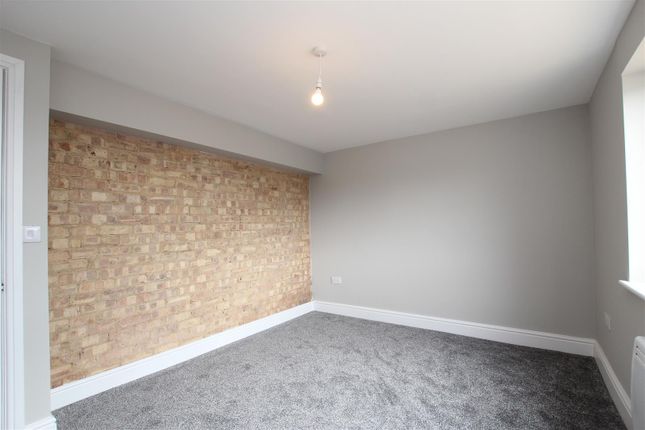15, Newmarket Road, Stretham photo 2
