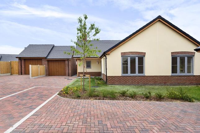 3 bed detached bungalow for sale in Hay On Wye, Herefordshire HR3