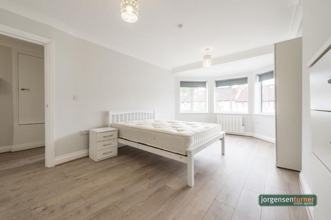 Thumbnail Property to rent in Cecil Road, London