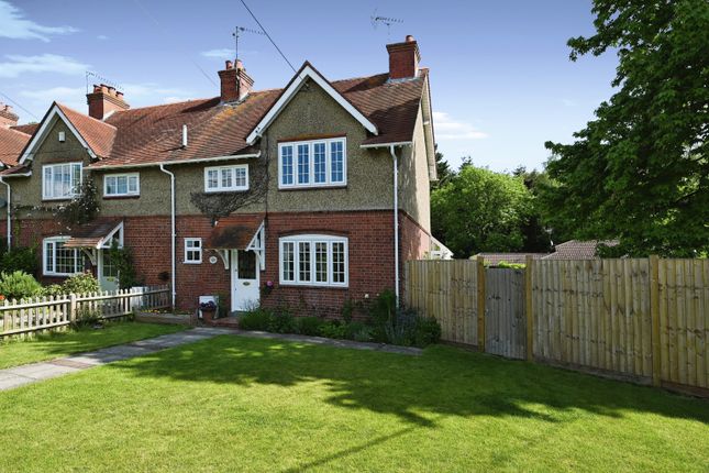 End terrace house for sale in Broad Common Road, Hurst, Reading