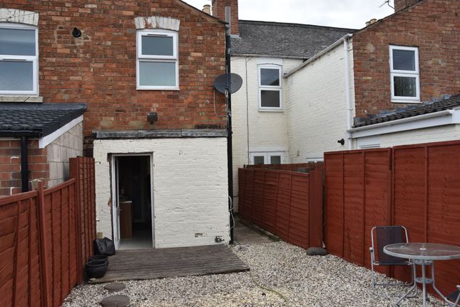 99 Bristol Road,, Gloucester photo 4
