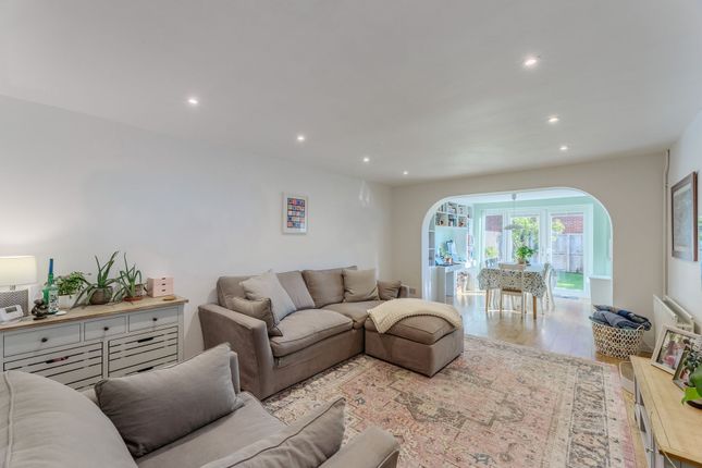 17b Begbroke Crescent, Kidlington photo 3