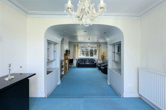 62, Ferry Road, London photo 4