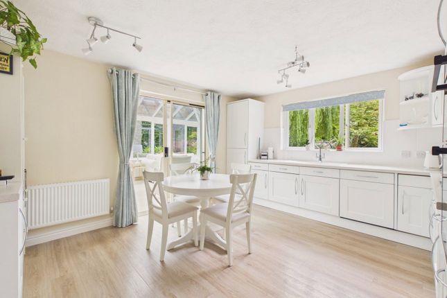 12, Petworth Drive, Horsham photo 3