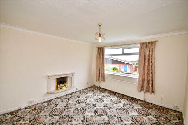 29, Dorset Avenue, Oldham photo 3