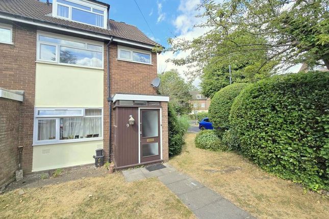 2-bed flat on 9 Claire Court,, Westfield Park, Pinner, £295,000