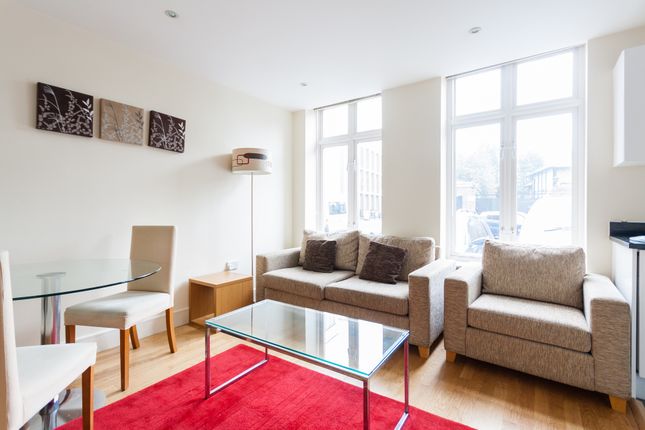 Thumbnail Flat to rent in Old South Lambeth Road, Vauxhall, London