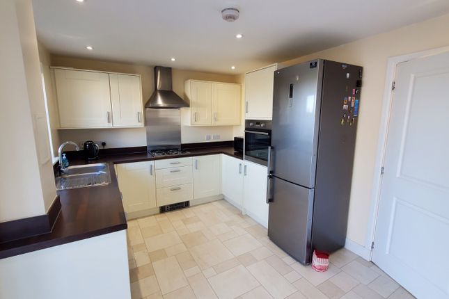 35, Clippens Drive, Edinburgh photo 4