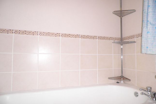 2-bed house on 31, BANBURY, £1,250/mo