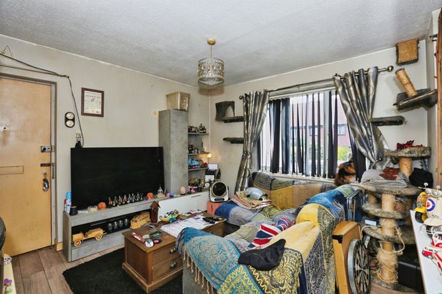 57, Bicknell Gardens, Yeovil photo 2