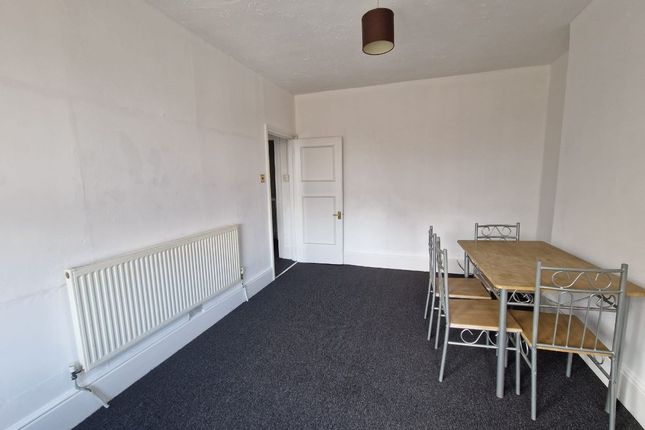 Ordnance Road (117A), Enfield photo 5