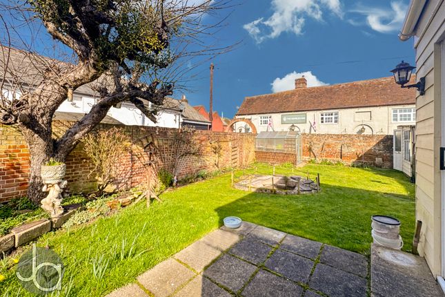 Kimberleigh, Back Lane, Great Oakley photo 2