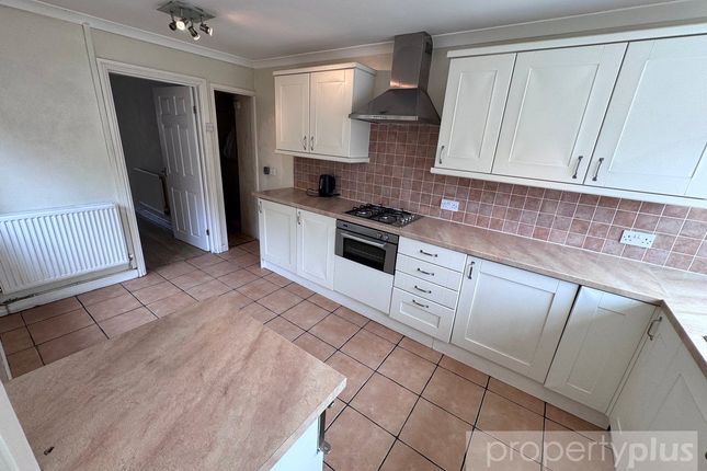 15, Spencer Place, Pontypridd photo 3