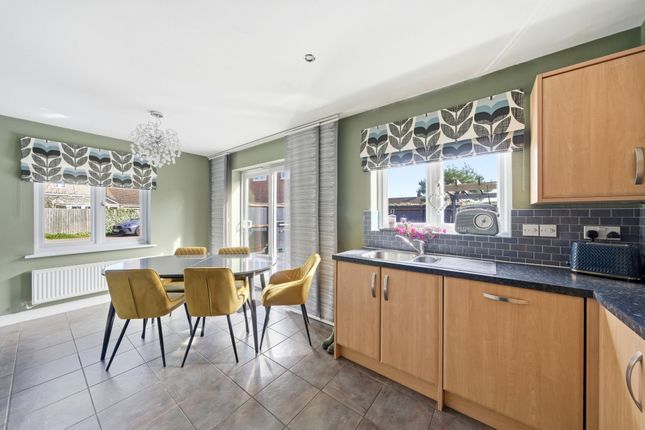 10 Collingwood Drive, Cambridge photo 2