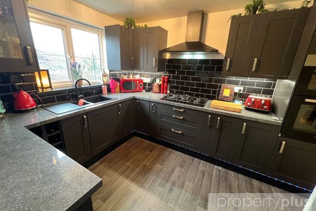 6, Parc Gellifaelog, Rhondda Cynon Taff photo 4
