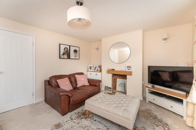 17, Neville Road, Otley photo 3