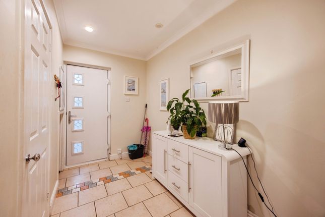 13, Tredanek Close, Cornwall photo 2