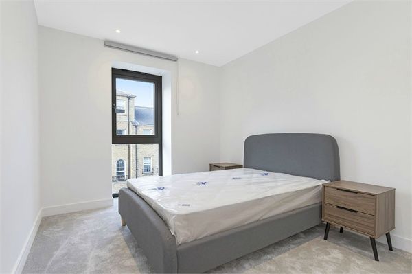 Flat to rent in Compass Apartments, 346 Rotherhithe Street, Rotherhithe, London