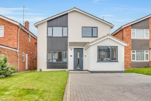 Thumbnail Detached house for sale in Butterys, Thorpe Bay