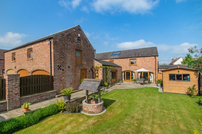 Thumbnail Barn conversion for sale in South Street, Barmby-On-The-Marsh, Goole