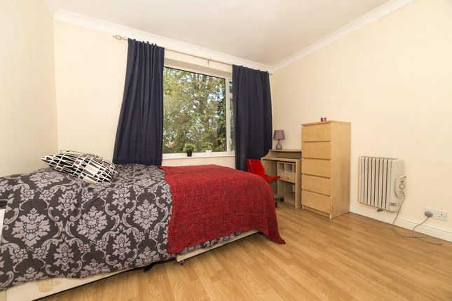 Flat 20, Fairfield Court, Manchester photo 3