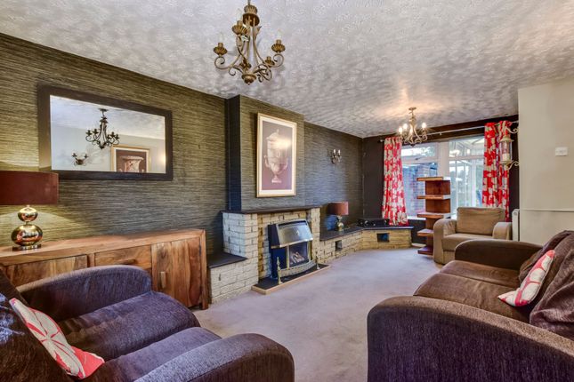 202 High Road, Watford photo 2