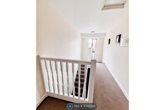 Flat, Winters Court Winters Lane, Newark photo 2