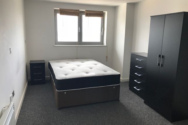 Flat to rent in Navigation Street, Leicester