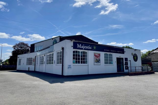1-bed flat on 128a Manchester Road, Wilmslow, £145,000