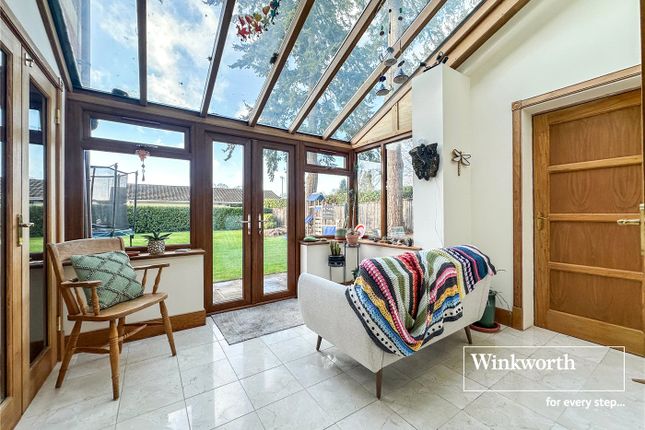 11, Highfield Road, Ferndown photo 4