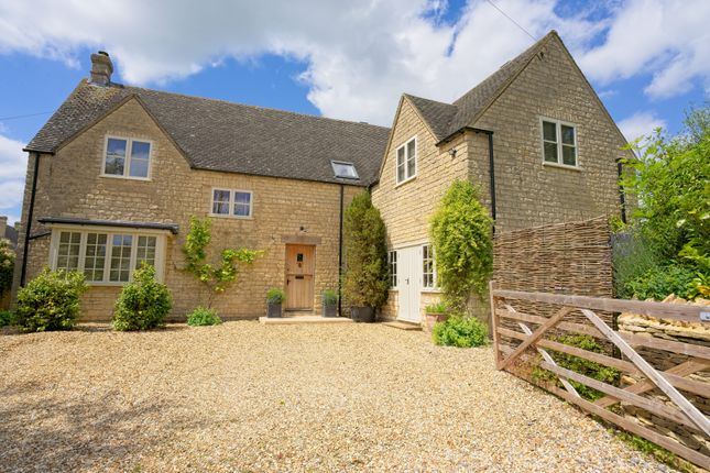 Country house to rent in Taston, Chipping Norton OX7