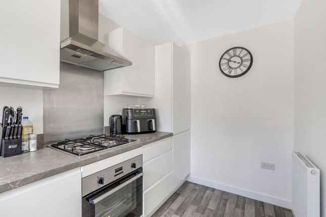 19 Rawnsley Drive, Nottingham photo 4