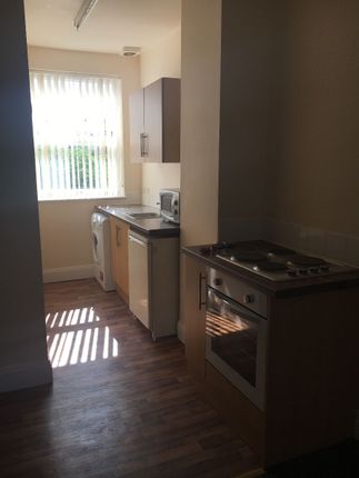 Flat 2, 2-4 Southcoates Lane, Hull photo 5