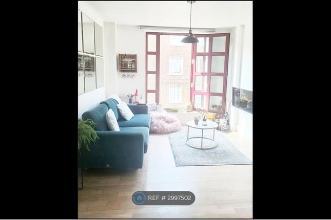 Flat, Eagle Works West Quaker Street, London photo 3