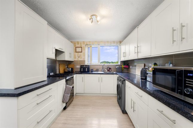 5, Cranshaw Drive, Blackburn photo 4