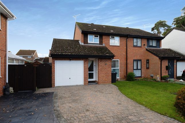 Thumbnail Semi-detached house for sale in Aintree Drive, Waterlooville