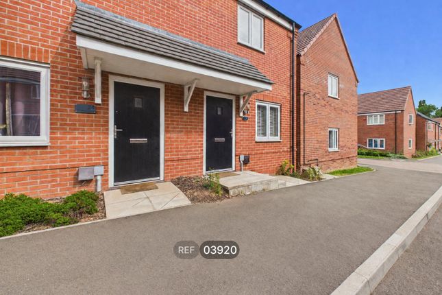 2-bed house on Nicholson Close, Nottingham, £995/mo