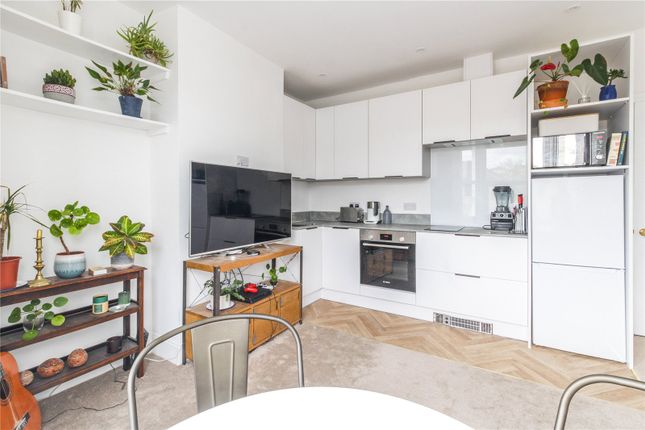 Flat for sale in St Johns Lane, Bedminster, Bristol