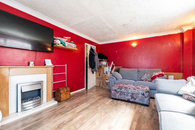 95 Nightingale Drive, Norwich photo 4