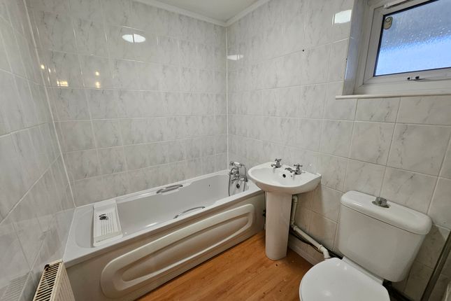 7, Little Farm, Coventry photo 5