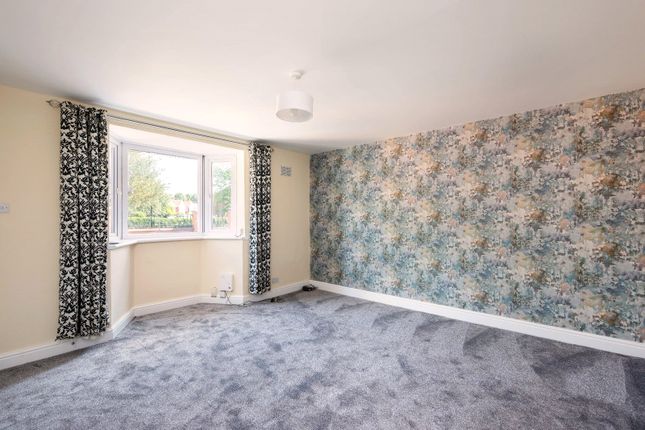91, Burton Green, York photo 2
