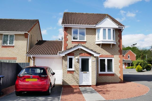 Detached house for sale in Wintergreen, Calne