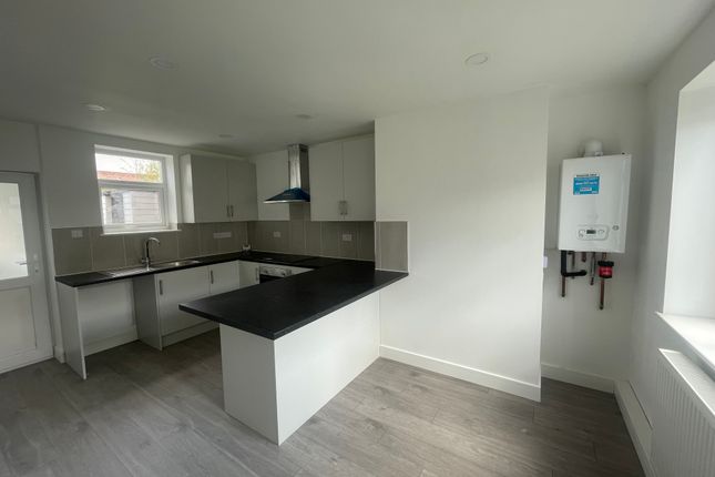 39, Nottingham photo 4