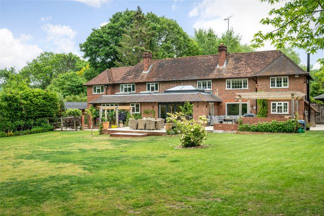 Thumbnail Detached house to rent in Roundals Lane, Hambledon, Godalming, Surrey