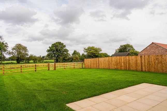 Detached bungalow for sale in 3, Howardian View, Back Lane, Tollerton