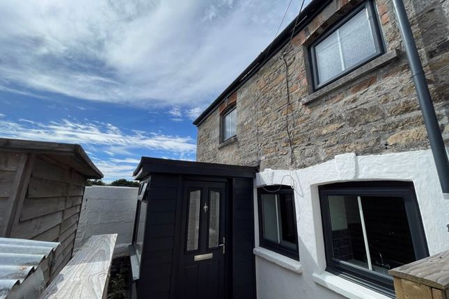 Thumbnail Cottage to rent in West Street, St. Columb