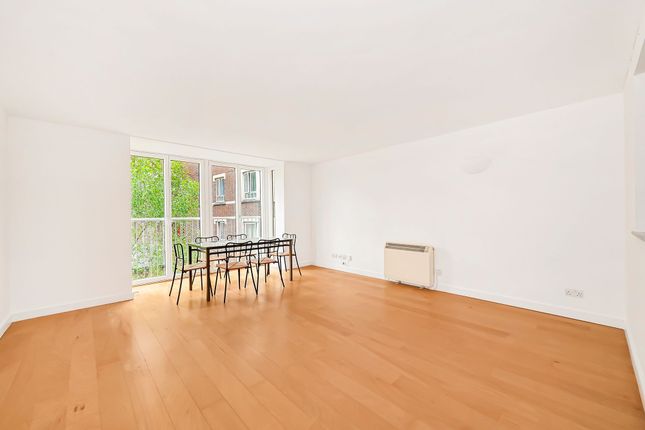 Flat 9, Larch Court, Admiral Walk, London, London photo 4