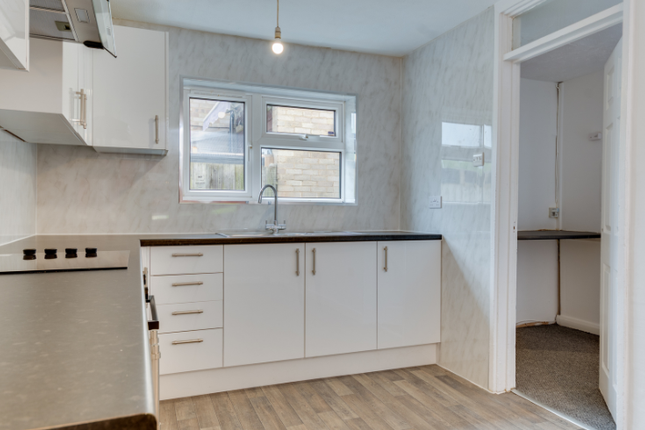 28, Skegness Walk, Corby photo 2