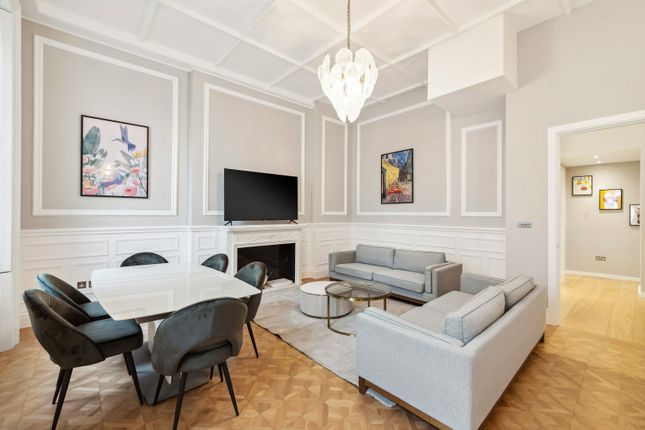 Flat to rent in Eaton Place, Belgravia SW1X